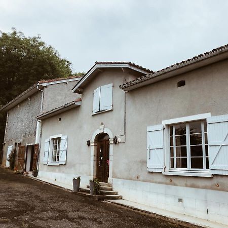 Chez Mamie Jo A La Campagne Bed & Breakfast Ponlat-Taillebourg Bagian luar foto
