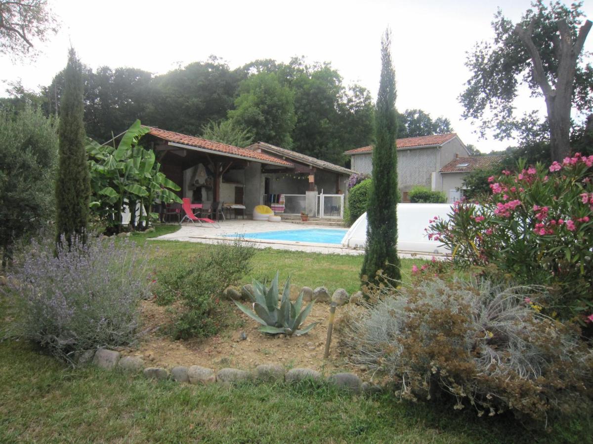 Chez Mamie Jo A La Campagne Bed & Breakfast Ponlat-Taillebourg Bagian luar foto