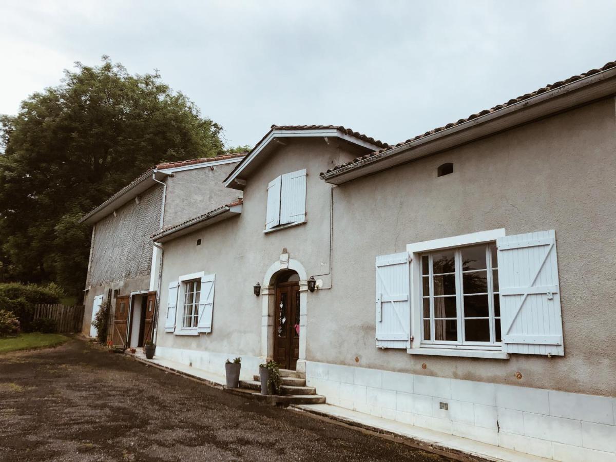 Chez Mamie Jo A La Campagne Bed & Breakfast Ponlat-Taillebourg Bagian luar foto